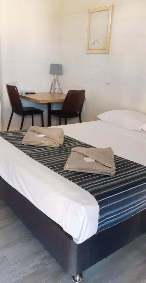 Burdekin Motor Inn Home Hill Bagian luar foto